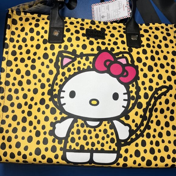 Hello kitty Bioworld Cheetah Print Travel Tote Bag 3 Piece Set NWT - Picture 3 of 5